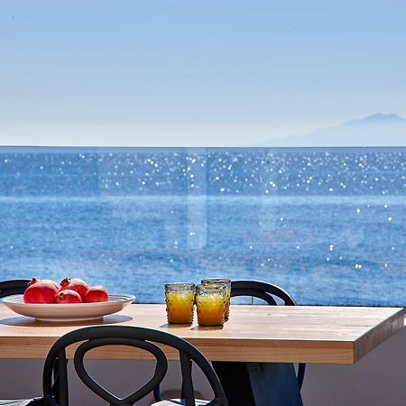 Incognito Beach Villa Santorini Камари Экстерьер фото