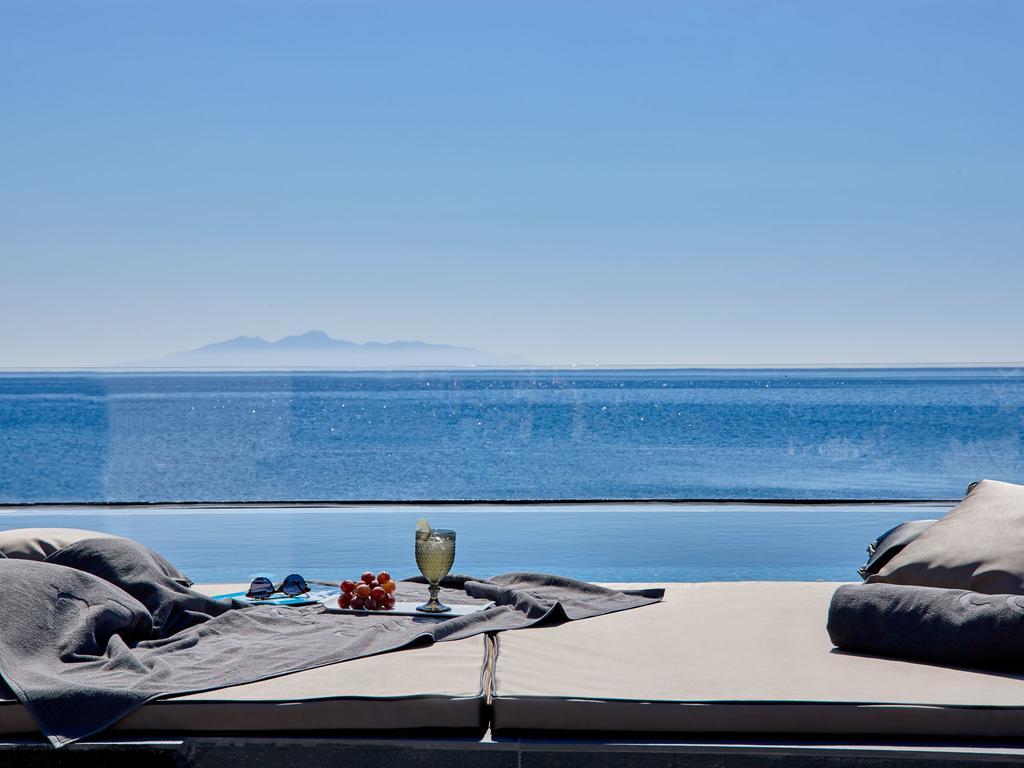 Incognito Beach Villa Santorini Камари Экстерьер фото