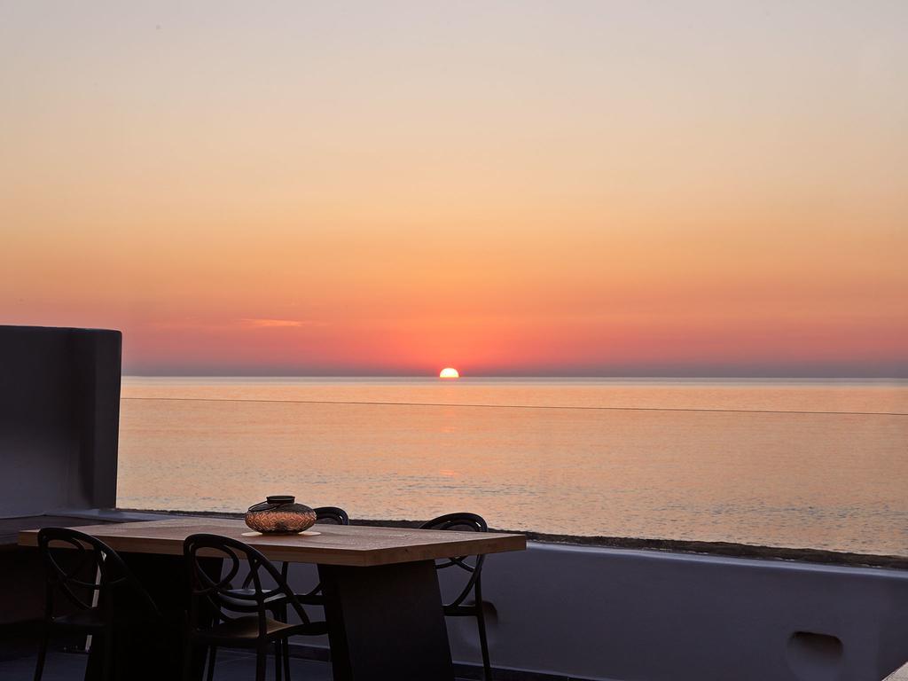 Incognito Beach Villa Santorini Камари Экстерьер фото