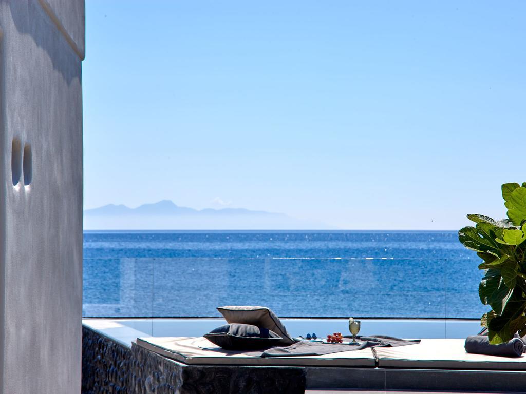 Incognito Beach Villa Santorini Камари Экстерьер фото