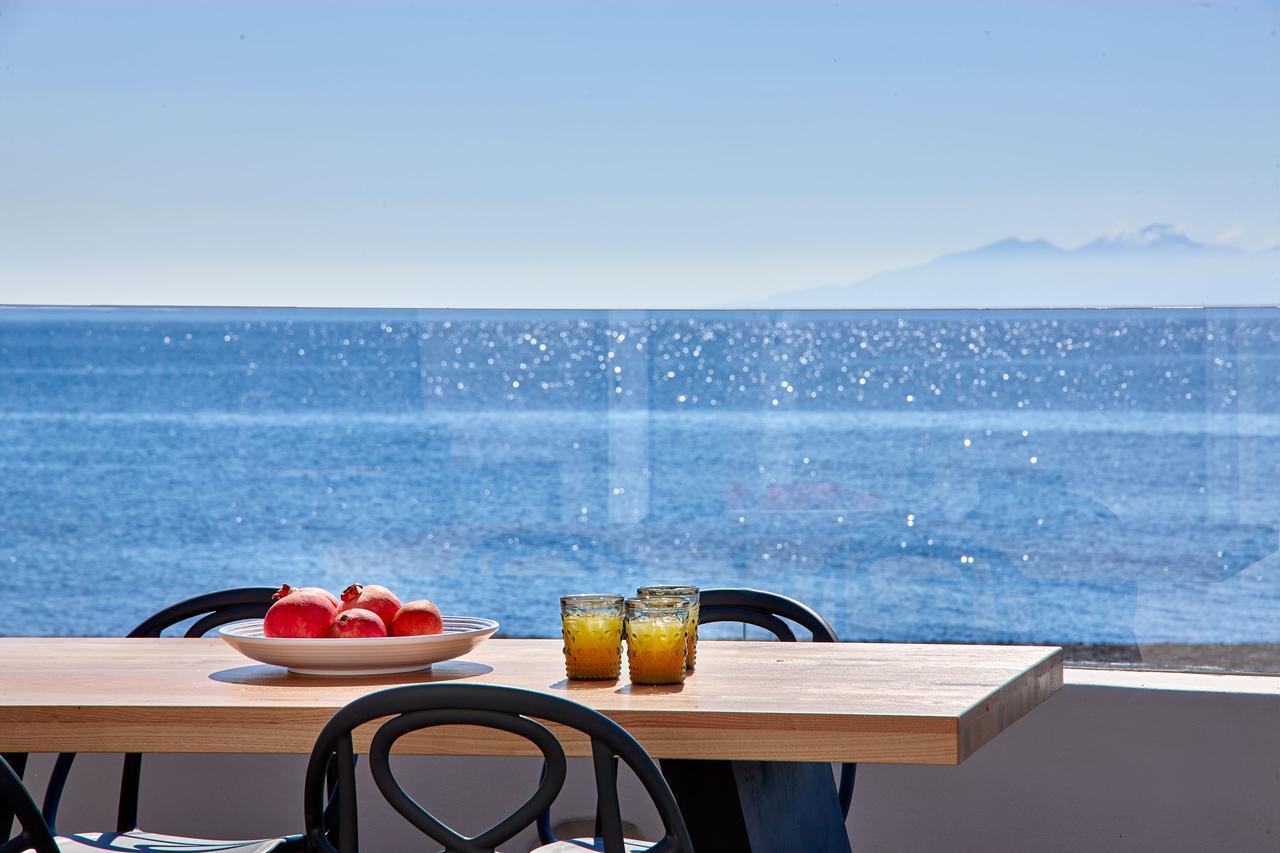 Incognito Beach Villa Santorini Камари Экстерьер фото
